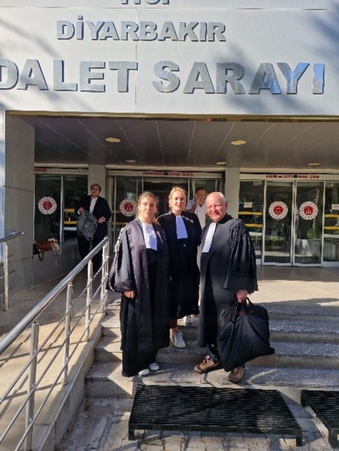 TÜRKEI: Das OIAD wird aktiv  für die letzte Gerichtsverhandlung im Prozess gegen Tahir Elçi in Diyarbakir.